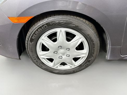 Used 2018 Honda Civic LX image 37
