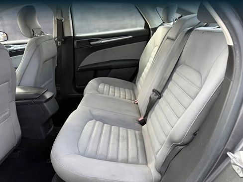 Used 2014 Ford Fusion S image 21