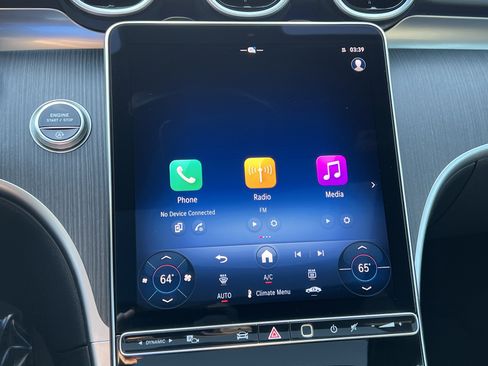 Used 2025 Mercedes-Benz C 300 Sedan image 23