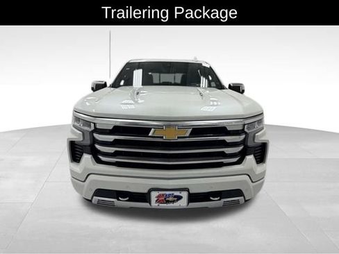 Certified 2025 Chevrolet Silverado 1500 High Country w/ High Country Premium Package image 9