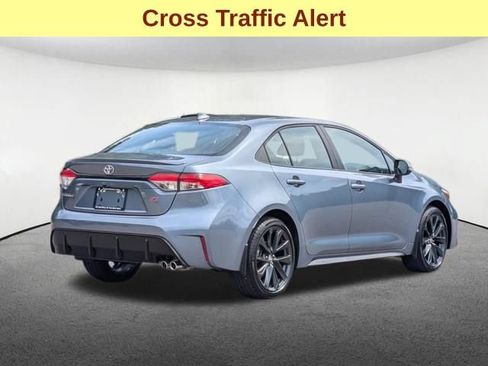 Used 2026 Toyota Corolla SE FWD image 9