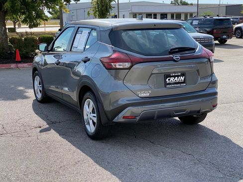 Used 2024 Nissan Kicks S FWD image 5