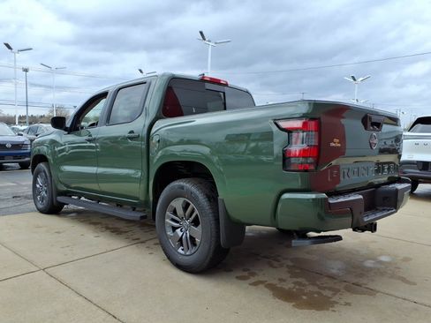 New 2026 Nissan Frontier SV w/ Tow Package AWD/4WD image 6