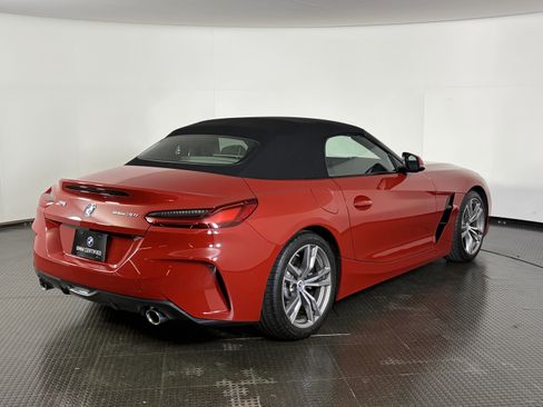 Certified 2023 BMW Z4 sDrive30i w/ Premium Package RWD image 11