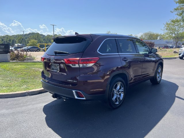Used 2019 Toyota Highlander Limited Platinum AWD/4WD image 3