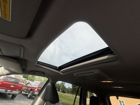 Used 2018 Honda Pilot Touring image 22