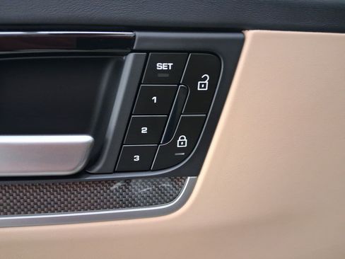 New 2026 Porsche Cayenne E-Hybrid image 12