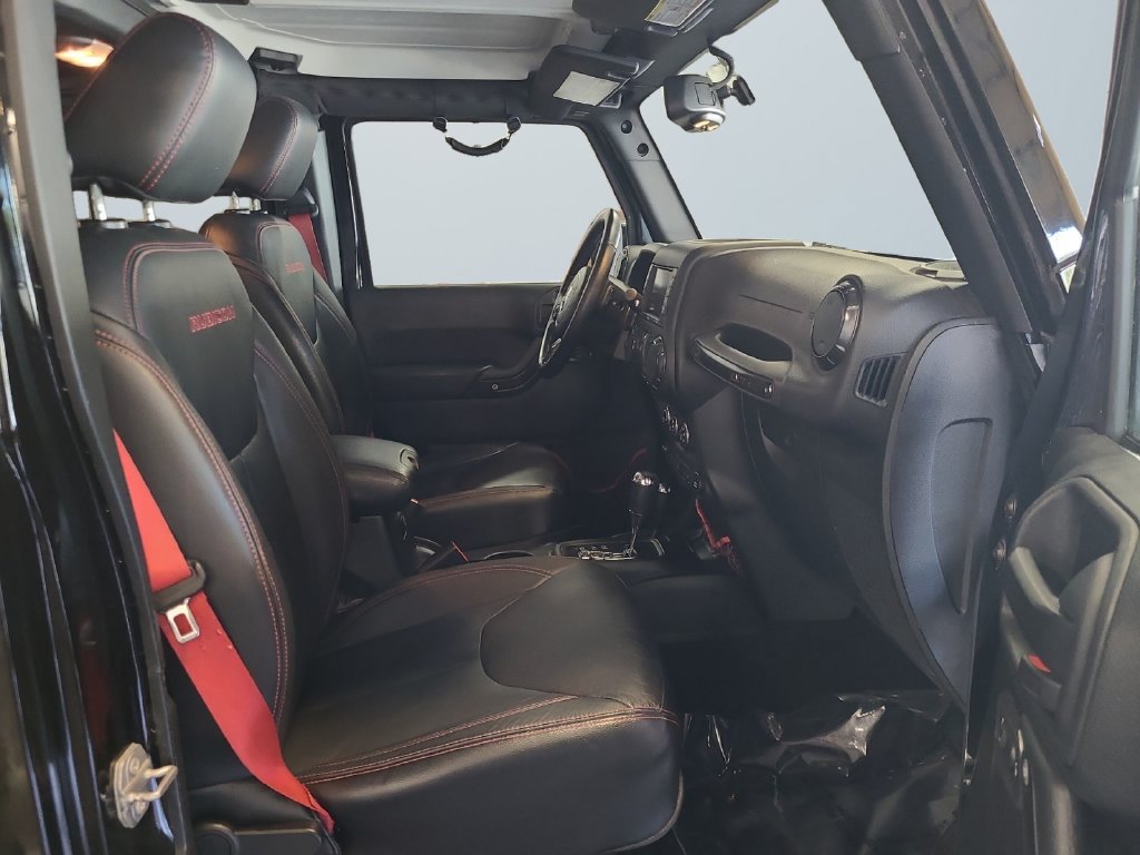 Used 2017 Jeep Wrangler Unlimited Rubicon AWD/4WD image 15