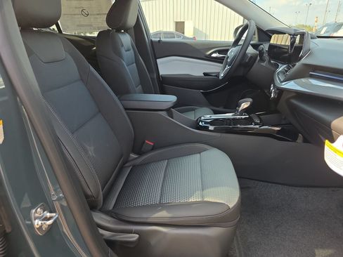 New 2026 Chevrolet Trax LT w/ Driver Confidence Package FWD image 15