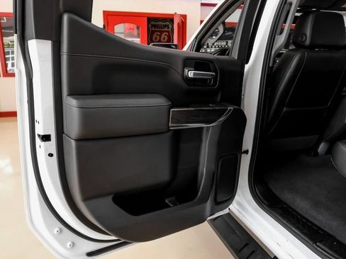 Used 2019 Chevrolet Silverado 1500 LTZ w/ LTZ Texas Edition AWD/4WD image 51