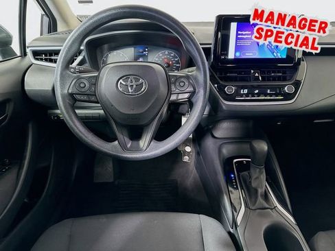Used 2023 Toyota Corolla LE FWD image 23