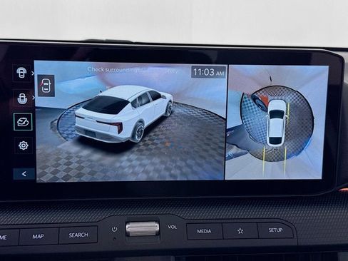 New 2025 Kia K4 GT-Line Turbo image 17