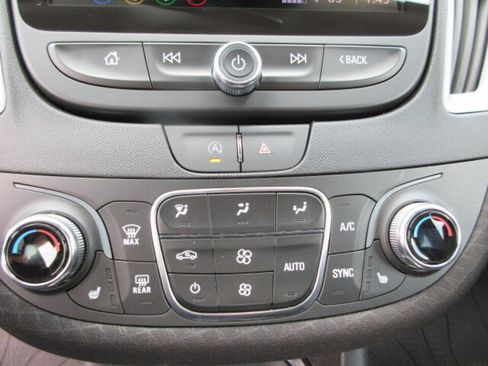 Used 2023 Chevrolet Malibu LT w/ LPO, Floor Liner Package image 22