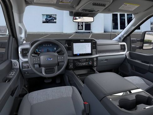 New 2026 Ford F350 XLT w/ XLT Premium Package AWD/4WD image 9