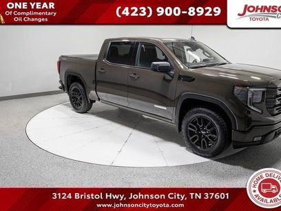 Used 2024 GMC Sierra 1500 Elevation