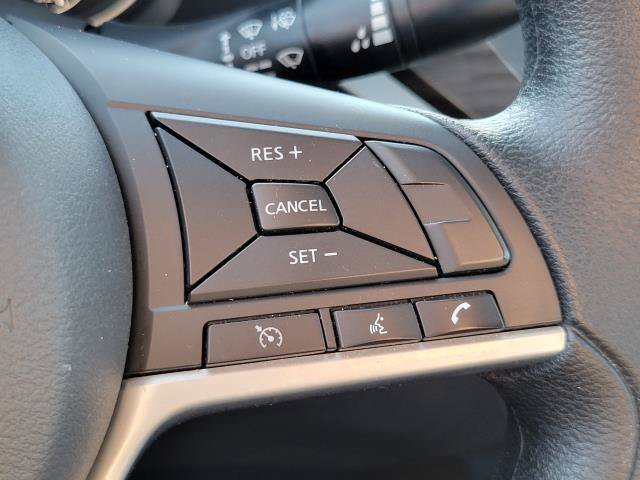 Used 2025 Nissan Altima 2.5 SV FWD image 17