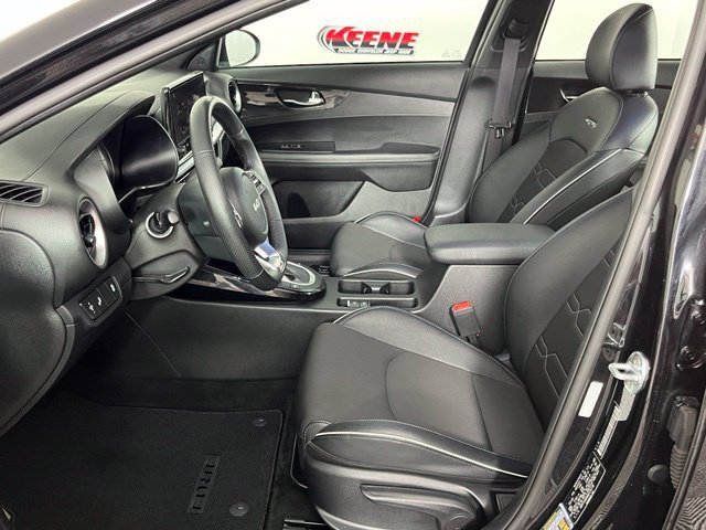 Used 2022 Kia Forte GT-Line w/ GT-Line Premium Package FWD image 25