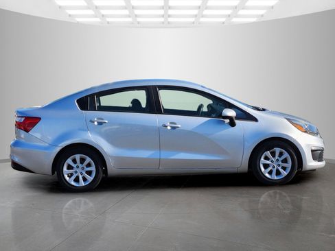 Used 2017 Kia Rio LX image 11