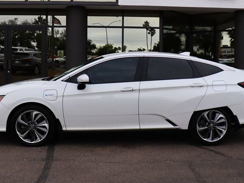 Used 2018 Honda Clarity Plug-In Hybrid image 8