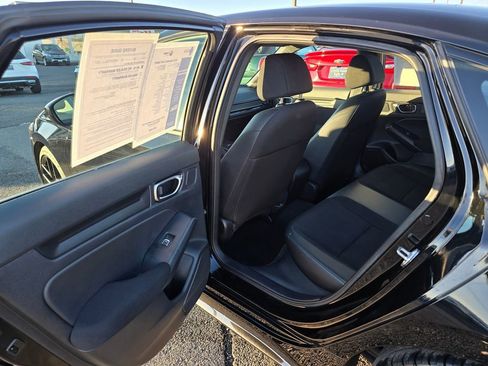 Used 2023 Honda Civic Sport image 17