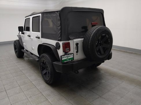 Used 2018 Jeep Wrangler Unlimited Sport w/ Mopar Black Appearance Group AWD/4WD image 5