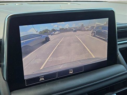 Used 2021 Chevrolet Tahoe Z71 w/ Rear Media and Nav Package AWD/4WD image 7