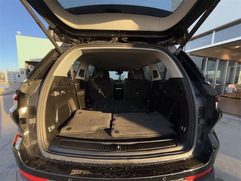 Used 2022 Jeep Grand Cherokee L Limited image 15