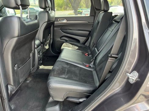 Used 2014 Jeep Grand Cherokee Altitude image 27