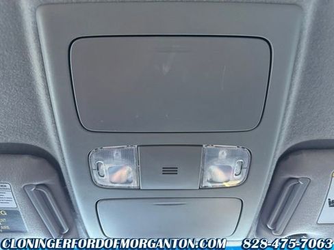 Used 2015 Toyota Tacoma PreRunner image 29