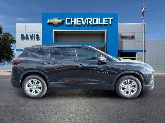 Used 2022 Chevrolet Blazer LT w/ Sound & Technology Package AWD/4WD image 2
