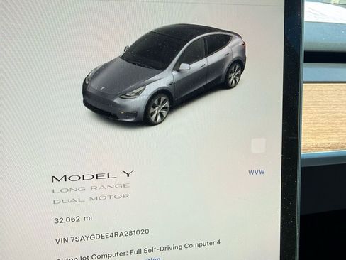 Used 2024 Tesla Model Y Long Range image 8