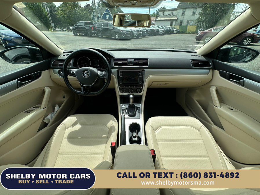 Used 2019 Volkswagen Passat 2.0T Wolfsburg w/ Wheels & Sunroof Package FWD image 19