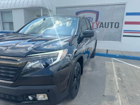 Used 2017 Honda Ridgeline Black Edition image 5