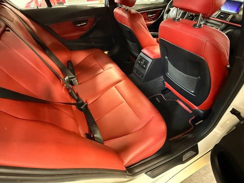 Used 2012 BMW 328i Sedan RWD image 4