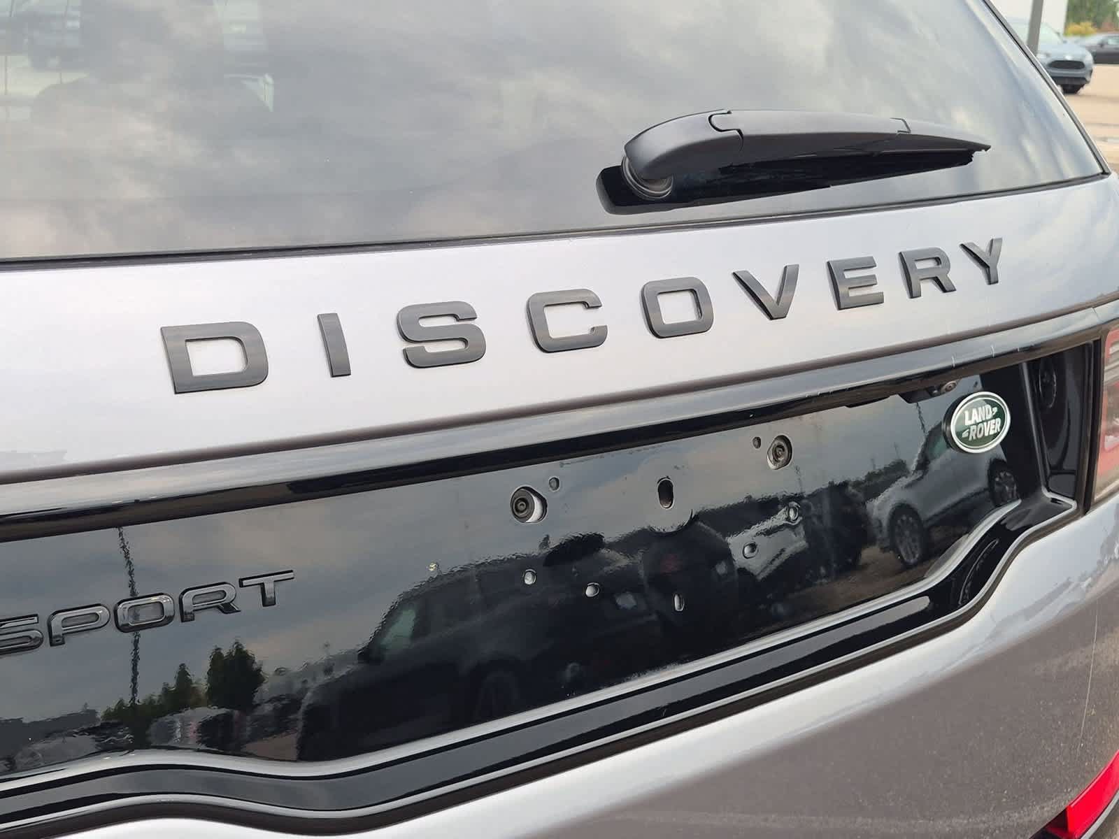 Certified 2023 Land Rover Discovery Sport SE R-Dynamic AWD/4WD image 12