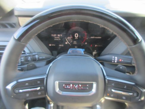 New 2026 GMC Yukon AT4 image 18