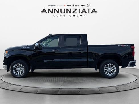 Used 2022 Chevrolet Silverado 1500 LT image 2