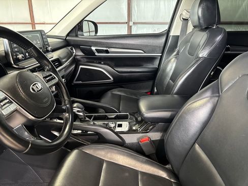 Used 2021 Kia Telluride S image 11