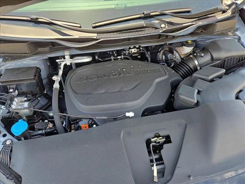 New 2026 Honda Odyssey Touring image 17
