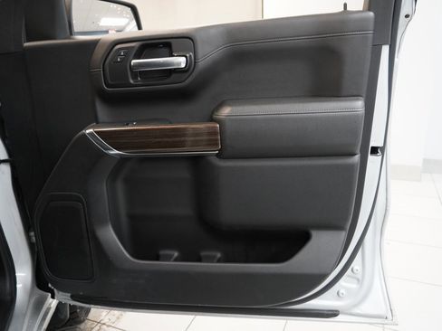 Used 2020 Chevrolet Silverado 1500 LT Trail Boss w/ Bed Protection Package image 30