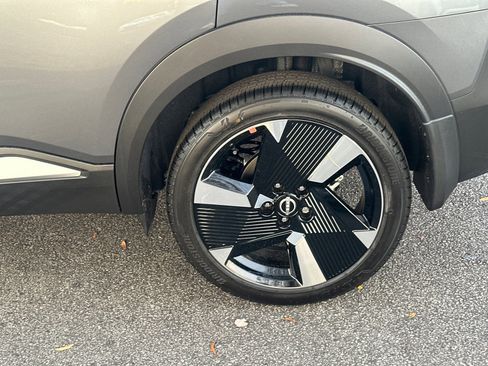 New 2026 Nissan Kicks SR image 19