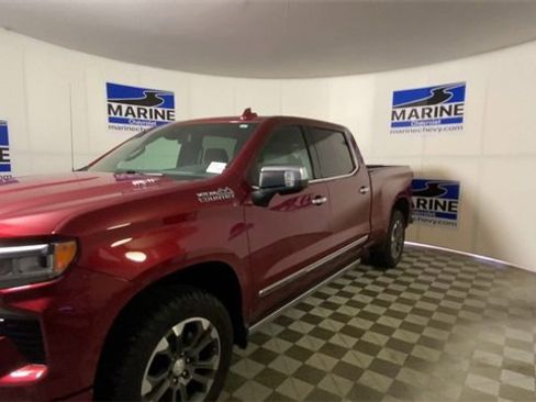 Used 2022 Chevrolet Silverado 1500 High Country w/ Z71 Off-Road Package image 6