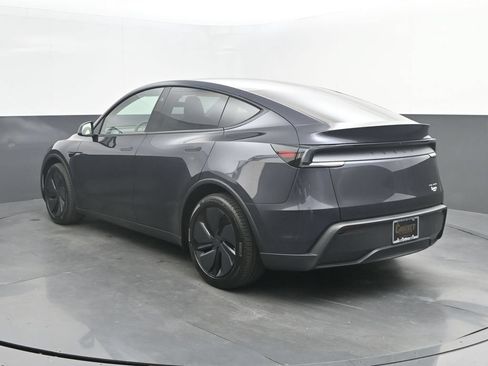 Used 2026 Tesla Model Y Long Range AWD/4WD image 3