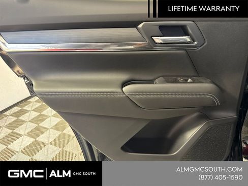 New 2026 GMC Terrain Elevation w/ Elevation Premium Package image 23