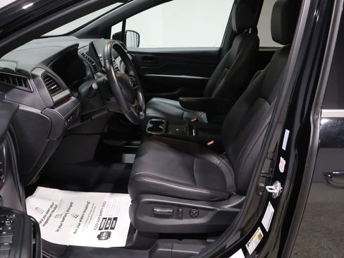 Used 2025 Honda Odyssey Sport-L image 10