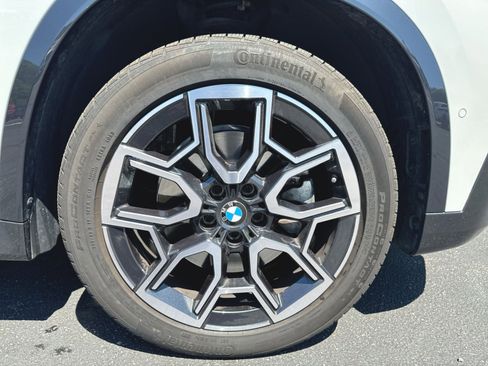 Used 2023 BMW X1 xDrive28i w/ Convenience Package AWD/4WD image 2