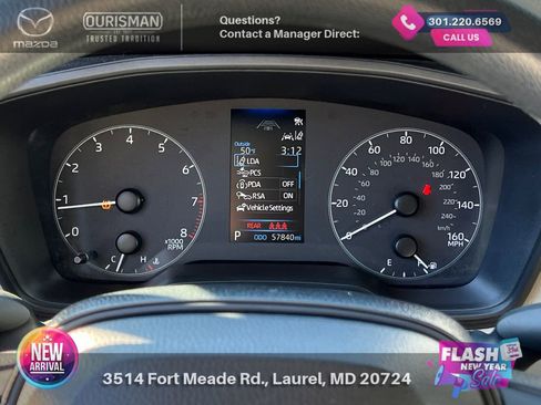 Used 2024 Toyota Corolla Cross L image 11