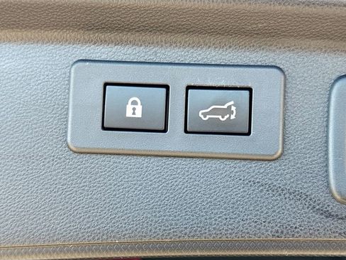 Used 2020 Subaru Forester Premium image 34