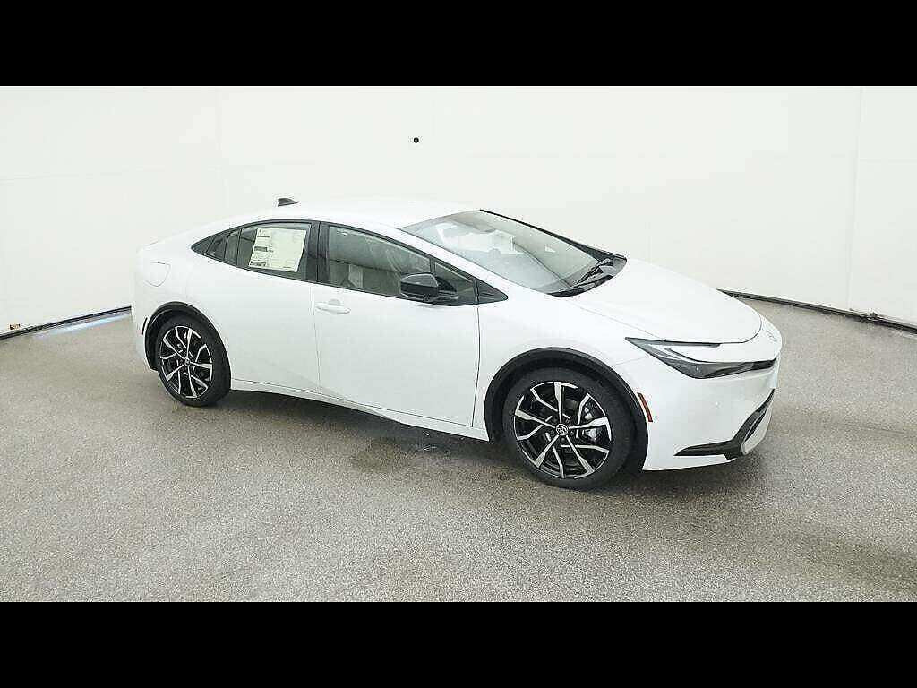 New 2026 Toyota Prius Plug-In Hybrid FWD image 12