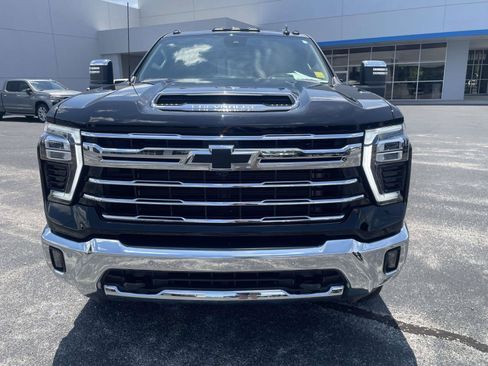 Certified 2025 Chevrolet Silverado 2500 LTZ w/ LTZ Premium Package AWD/4WD image 10